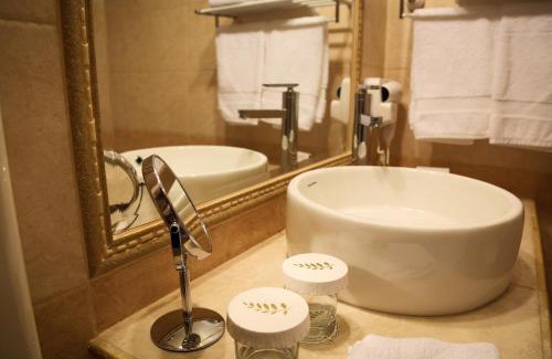 Sinaia Hotel | Hotel Foisorul cu Flori