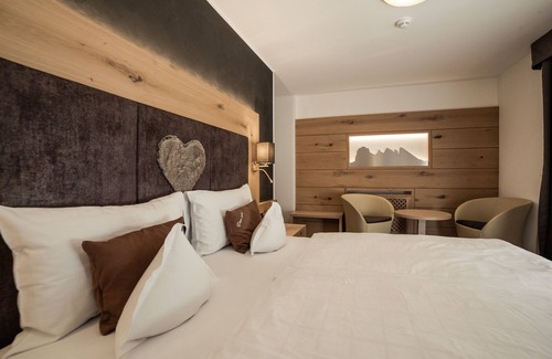 Selva di Val Gardena Hotel | Hotel Freina