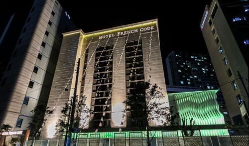 Busanjin Hotel | Hotel French Code