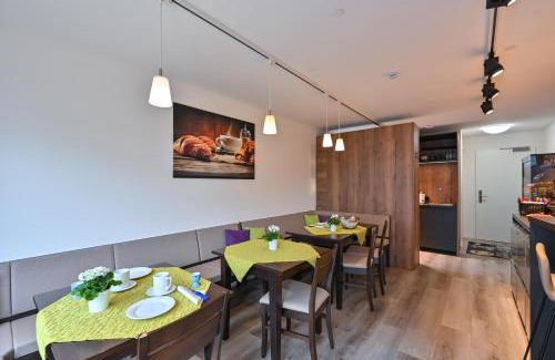 Waggershausen Hotel | Hotel Gästehaus Stock Zimmer Bäckerstüble