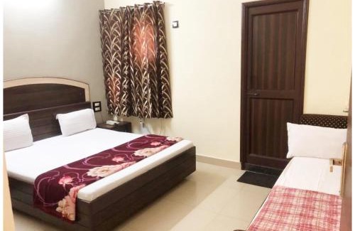 Amritsar Hotel | HOTEL G!S Paradise Amritsar - Provided Fully Air Conditioned & Well Decorated Rooms - Free Parking And Free Wi-fi Facility - A Premium Hotel In Amritsar