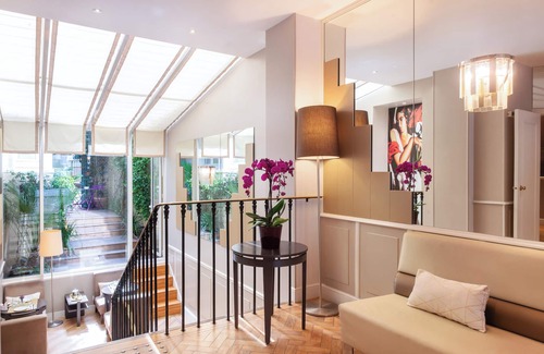 Champs-Elysees Hotel | Hotel Galileo