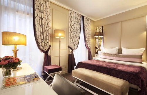 Champs-Elysees Hotel | Hotel Galileo