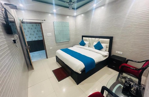 BHEL Township Hotel | Hotel Gangotri