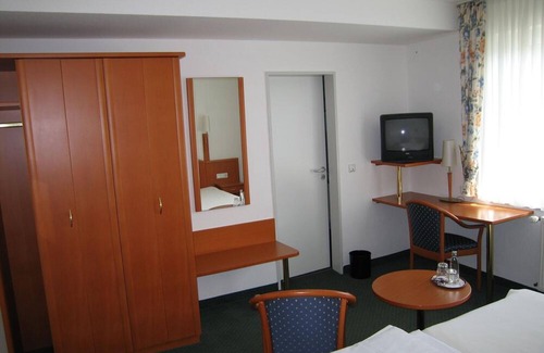 Refrath Hotel | Hotel Garni Alt Refrath