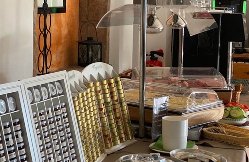 Illmitz House | Hotel Garni Dreibettzimmer Du/wc - Hotel Johannes-zeche Tauber