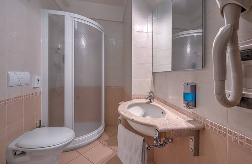 San Michele All'adige Hotel | Hotel Garni La Vigna - Adult Friendly