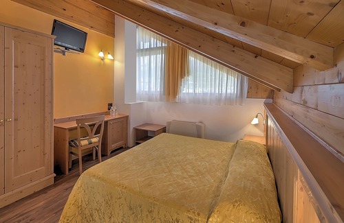 San Michele All'adige Hotel | Hotel Garni La Vigna - Adult Friendly