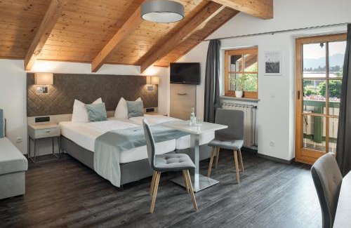 Prien am Chiemsee Hotel | Hotel Garni Möwe am See