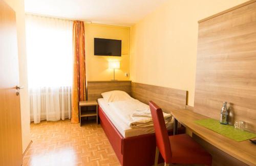 Guenzburg Hotel | Hotel Gasthof Rose