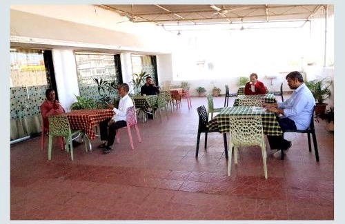 Daulatabad Hotel | Hotel Girnar
