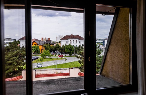 Craiova Hotel | Hotel Golden House