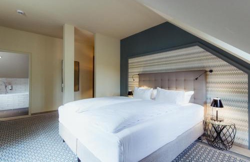 Traben-Trarbach Hotel | Hotel Goldene Traube - by Neugart