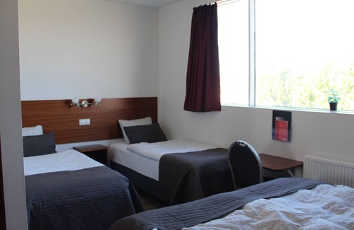 Keflavik Hotel | Hotel Grásteinn