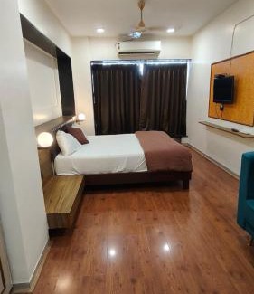Surat Hotel | Hotel Grand Exceluss