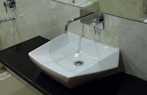 Katni Hotel | Hotel Grand Meridian