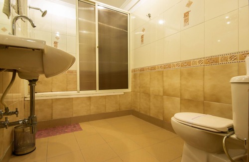 Karol Bagh Hotel | Hotel Grand Park Inn