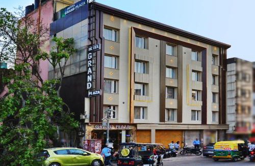 Paharganj Hotel | Hotel Grand Plaza in City Centre - Walking Distance From New Delhi Railway Station and Connaught Place