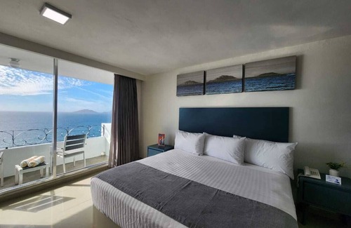 Ferrocarrilera Hotel | Hotel Hacienda Mazatlán
