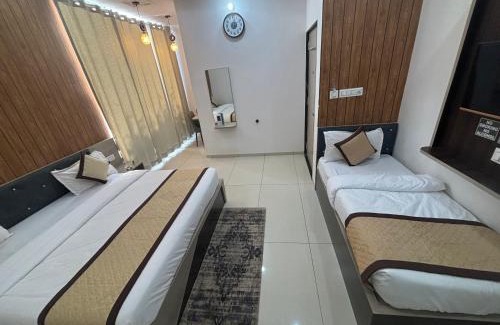 Khatu Hotel | Hotel Hanuman Palace-450 meter Khatu Shayam Ji Temple