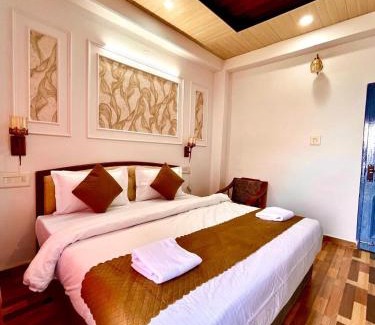 Simsa Village Hotel | Hotel Harikund Manali