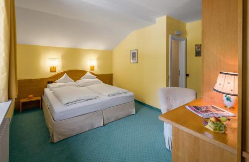 Laakirchen Hotel | Hotel Haus Arenberg