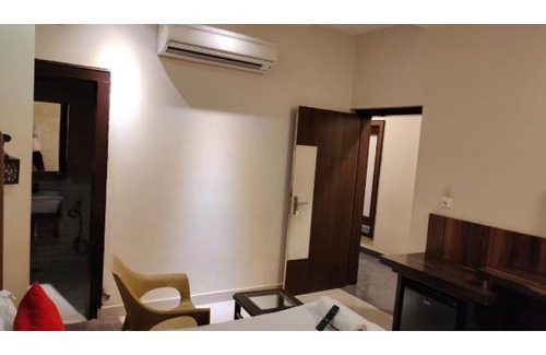 Mathura House | Hotel Heera Continental, Mathura
