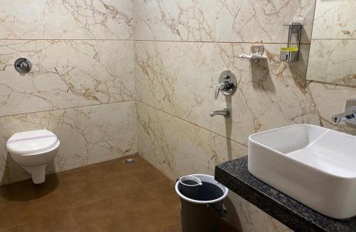 Bhopal Hotel | Hotel Heera Residency