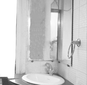 Old Rajinder Nagar Hotel | Hotel Iconic Residency - Opposite Ganga Ram hospital