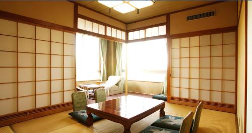Harunako Onsen Hotel | Hotel Ikaho Ginsui
