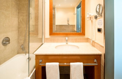 Penya-roja Hotel | Hotel ILUNION Aqua 3