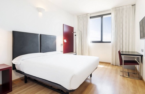 Penya-roja Hotel | Hotel ILUNION Aqua 3