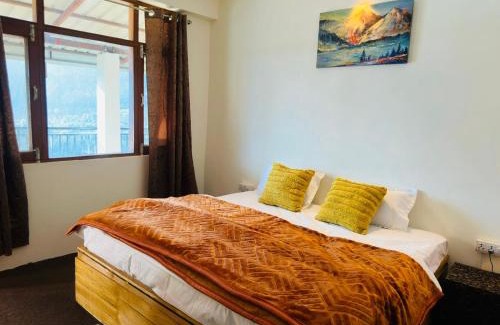 Aleo House | hotel in manali by Aura