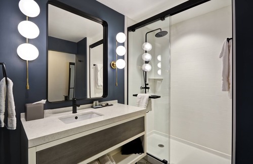 Crossroads Arts District Hotel | Hotel Indigo Kansas City - The Crossroads by IHG