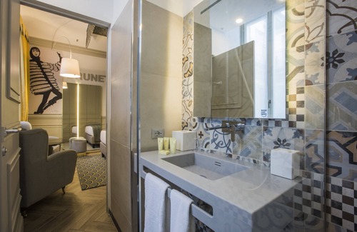 Tricolore Hotel | Hotel Indigo Milan - Corso Monforte by IHG