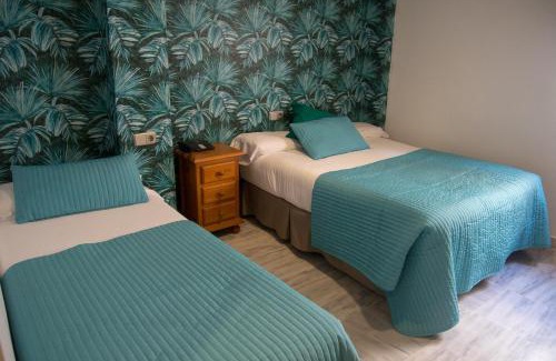 Dos Hermanas Hotel | Hotel Isla Menor