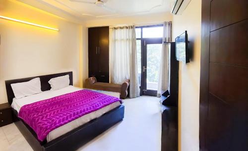 Chittaranjan Apartment | Hotel Jagannath In Chittaranjan Park