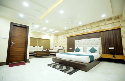 Chhatarpur Hotel | Hotel Jatashankar Palace