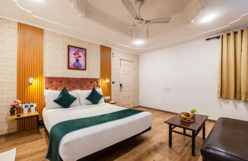 C-Block Hotel | Hotel JP International