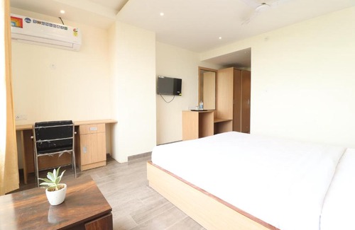 Dehradun Hotel | HOTEL JP ROYAL