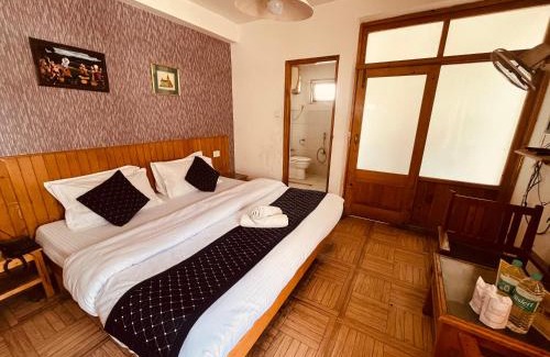 Vashist Hotel | Hotel Kanchani - A Majestic Mountain Retreat