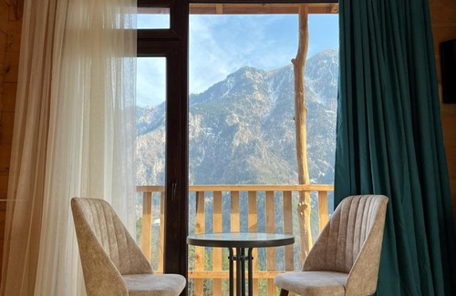 Khulo Hotel | Hotel Khulo lnn
