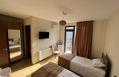 Khulo Hotel | Hotel Khulo lnn