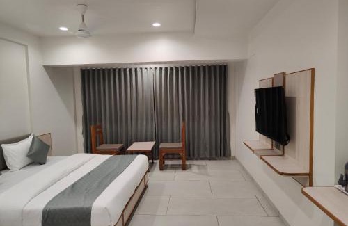 Ahmedabad City Centre Hotel | Hotel Kozar