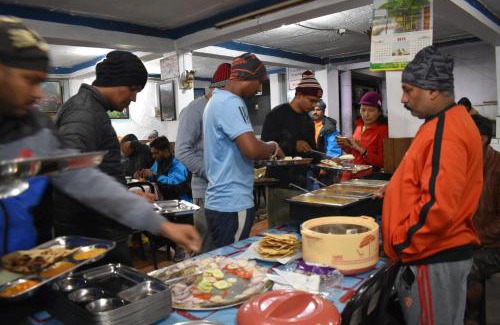 Ghangaria Hotel | Hotel Kuber