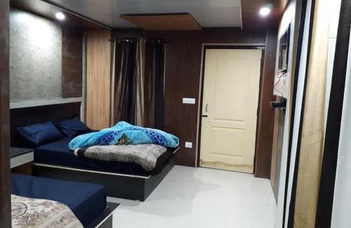 Badrinath Hotel | Hotel Kuber Palace Badrinath