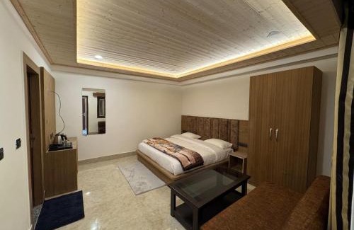 Badrinath Hotel | Hotel Kuber Palace Badrinath