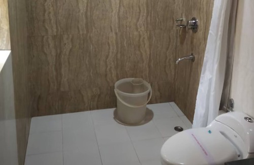 Saket Hotel | Hotel Kular at Saket Near PVR Cinema