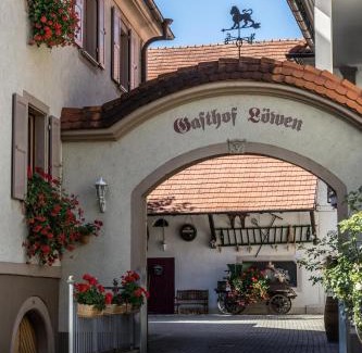 Oberrimsingen House | Hotel Löwen Garni