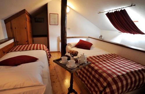 Entreves Hotel | Hotel la Grange - Animal Chic Hotel